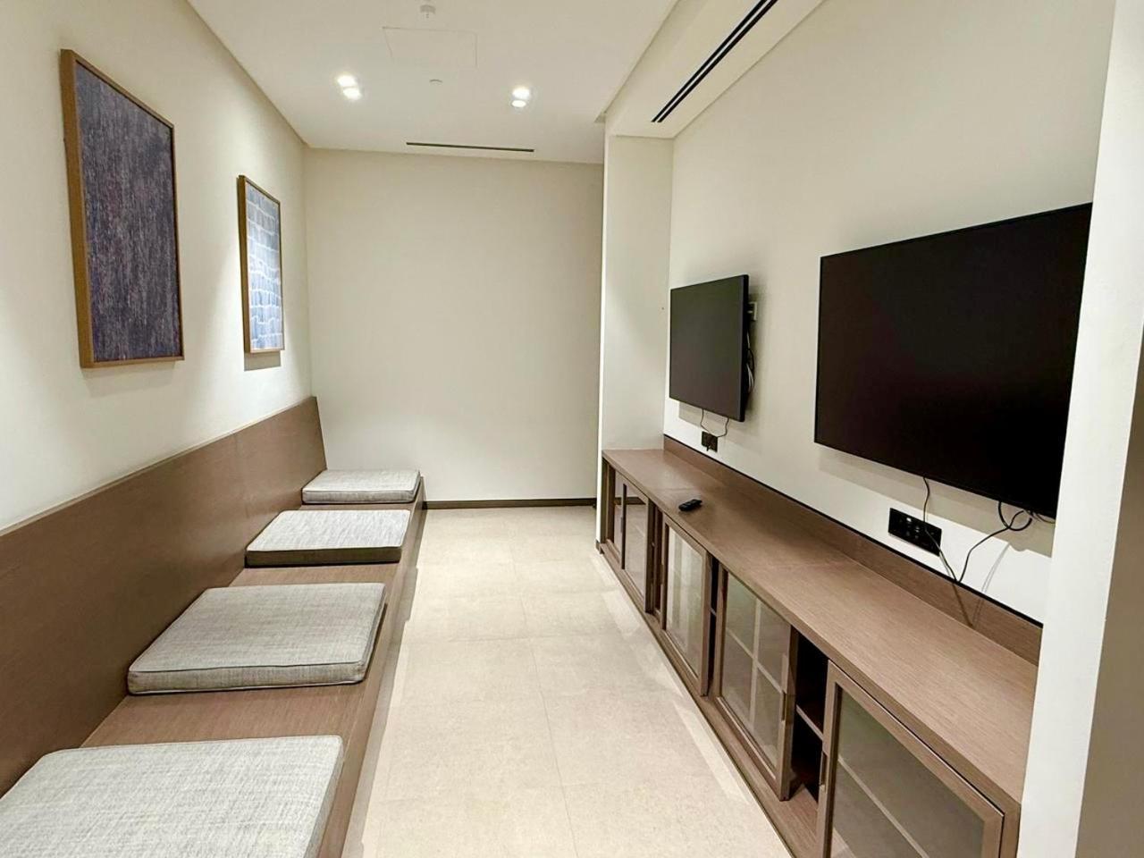 Apartment 63rd High Floor - Full Private Burj Khalifa And Fountain View - 2 Bedroom